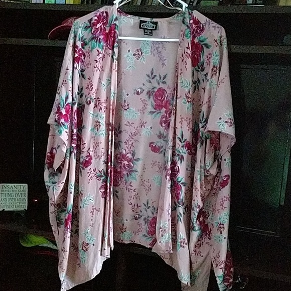 Shirt - Picture 1 of 1